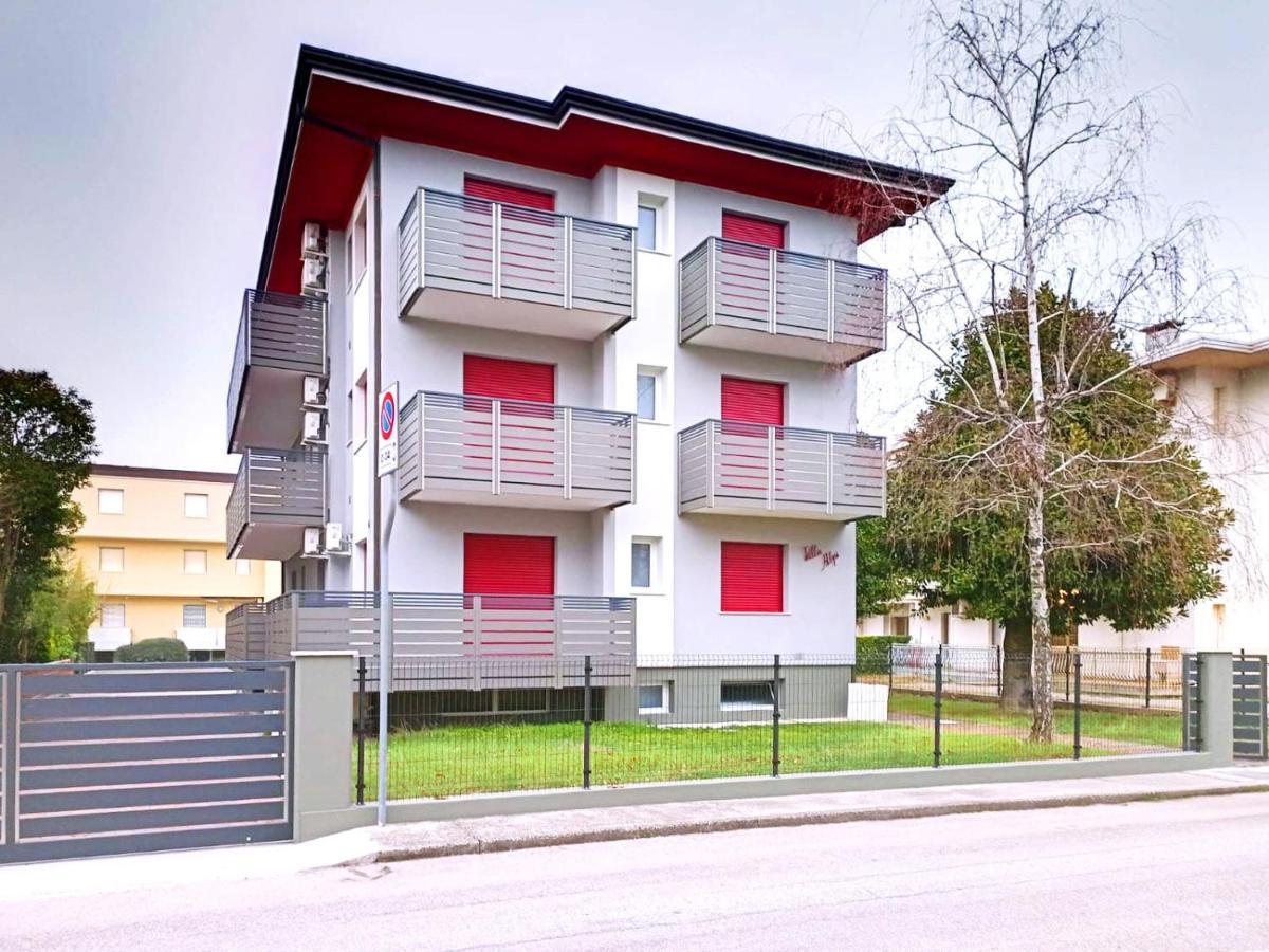 Villa Alpi Lignano Sabbiadoro Exterior photo